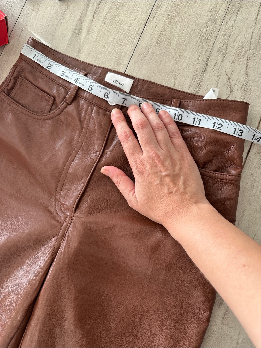 Aritzia Melina Pants - Vegan Leather Cognac Brown size 2 - Picture 8 of 10
